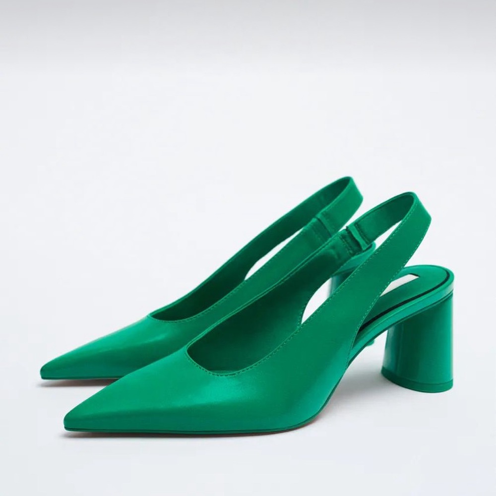 New Zara wide heeled slingbacks 6.5